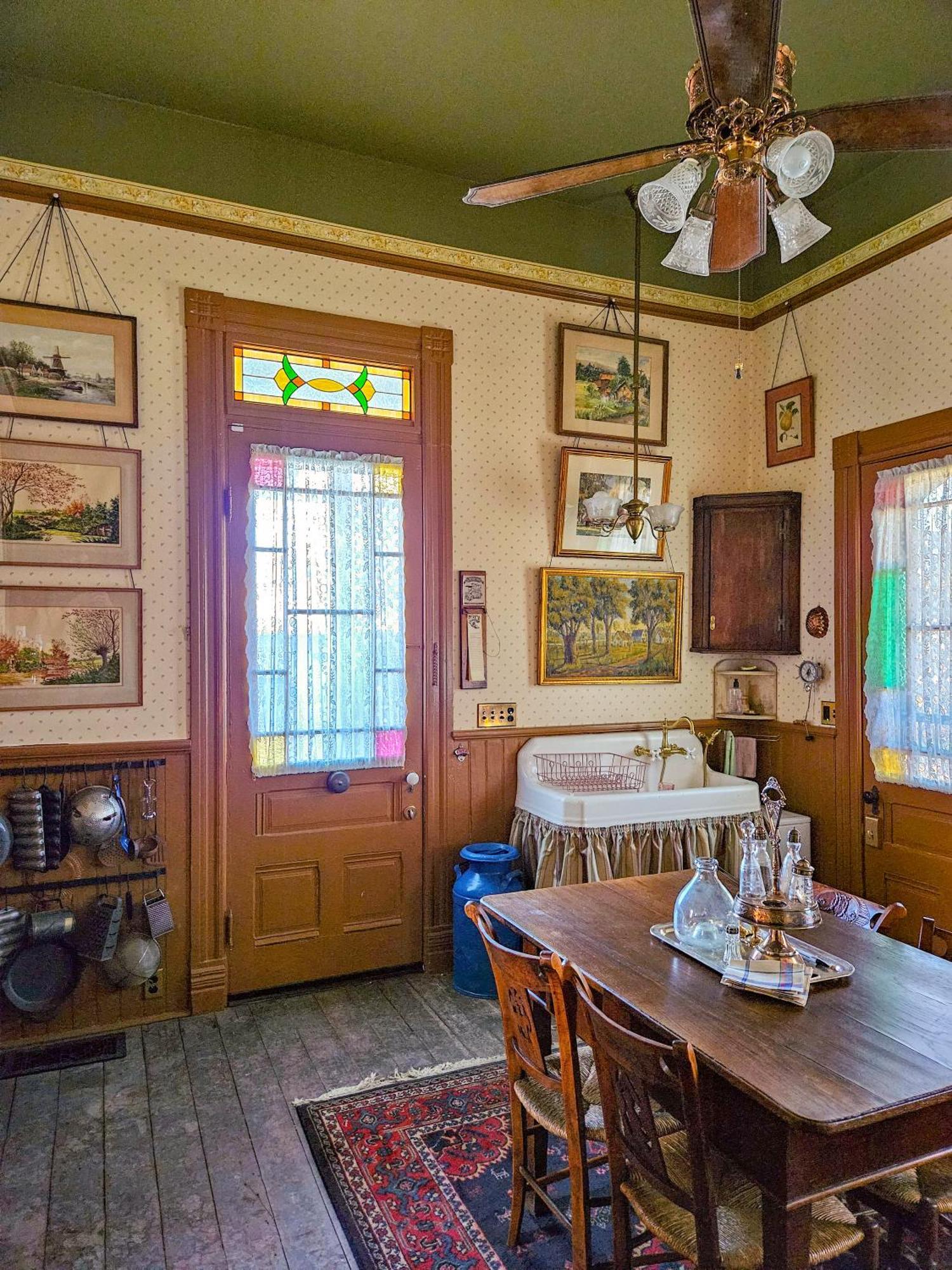 The Jd Hyde Historic Inn Visalia Exterior foto